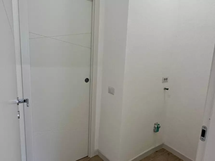 Immagine 29 di Appartamento in vendita  in Via dei Mille n.102 a Parma