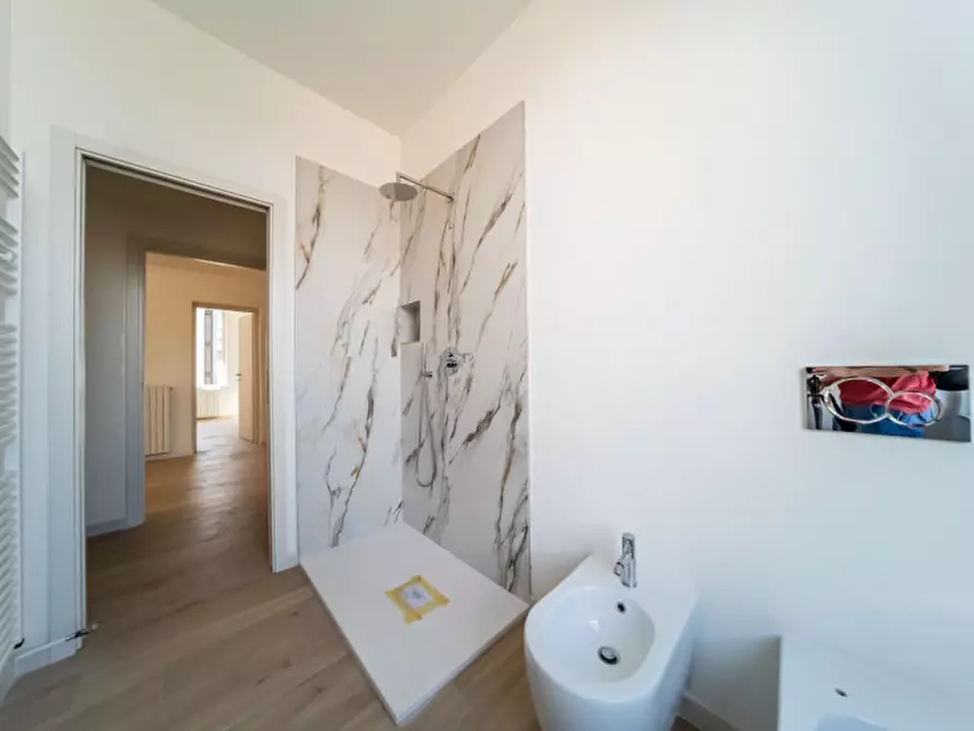 Immagine 36 di Appartamento in vendita  in Via dei Mille n.102 a Parma