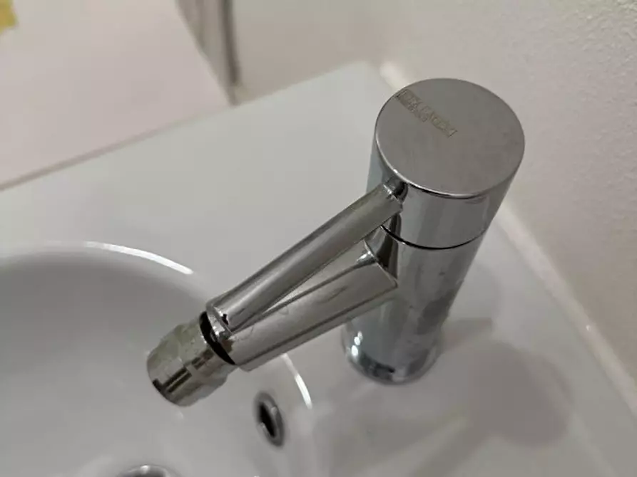 Immagine 37 di Appartamento in vendita  in Via dei Mille n.102 a Parma