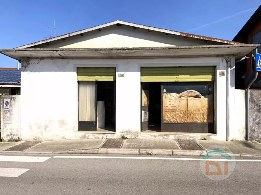 Immagine 3 di Magazzino in vendita  in via XXIV maggio 78 a Mossa