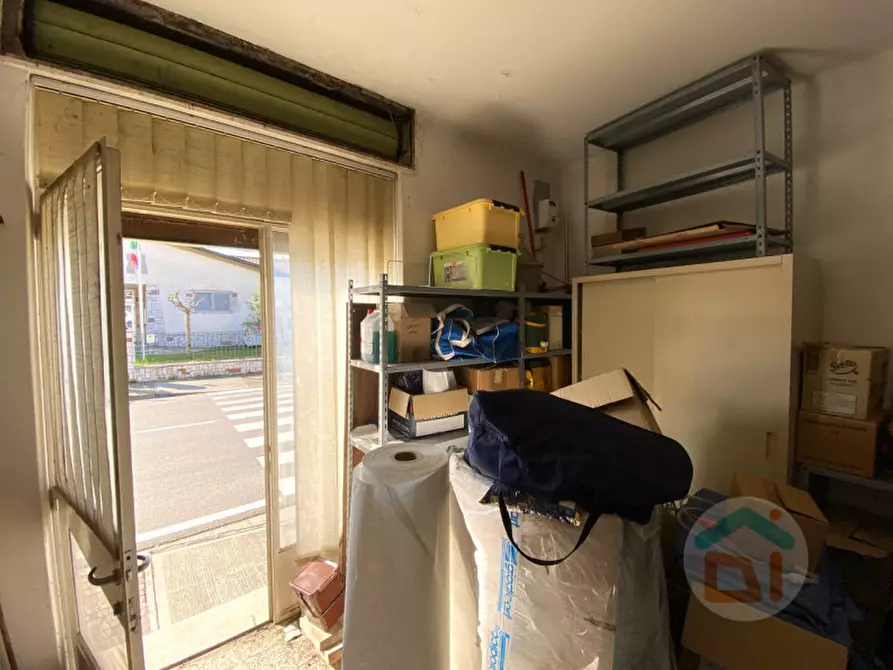 Immagine 7 di Magazzino in vendita  in via XXIV maggio 78 a Mossa