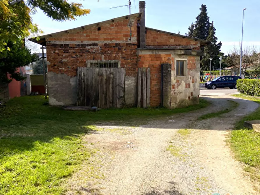 Immagine 16 di Magazzino in vendita  in via XXIV maggio 78 a Mossa