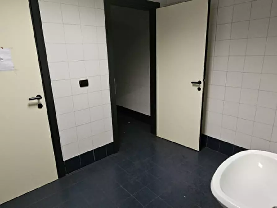 Immagine 5 di Capannone industriale in affitto  in Via Prima Strada a Padova