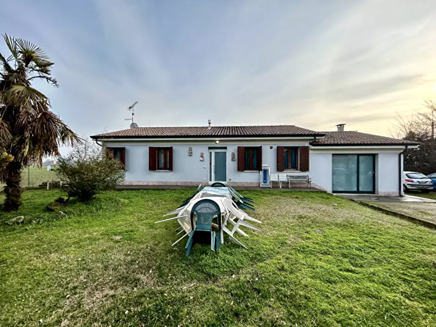 Immagine 1 di Casa indipendente in vendita  in Via Rodigina Sud 14 a Legnago