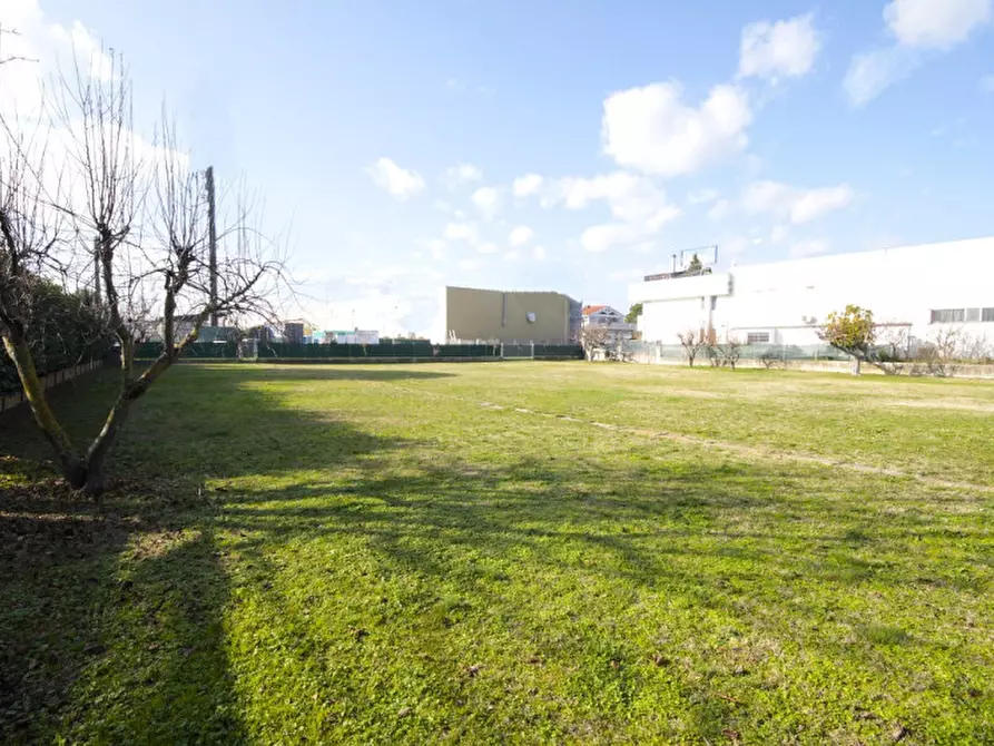 Immagine 4 di Casa indipendente in vendita  in Via Larga a Misano Adriatico