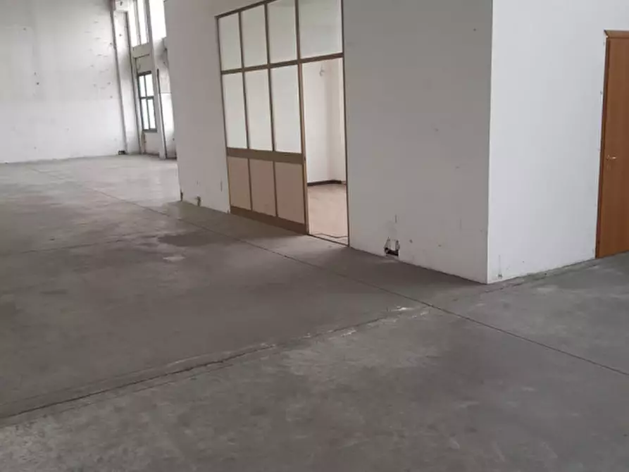 Immagine 5 di Capannone industriale in affitto  in strada provnciale 16 a Monselice
