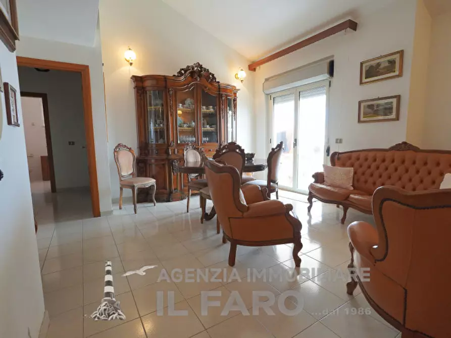 Immagine 8 di Appartamento in vendita  in Via Indipendenza vic. B a La Maddalena