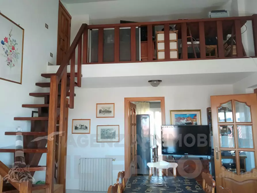 Immagine 13 di Appartamento in vendita  in Via Indipendenza vic. B a La Maddalena