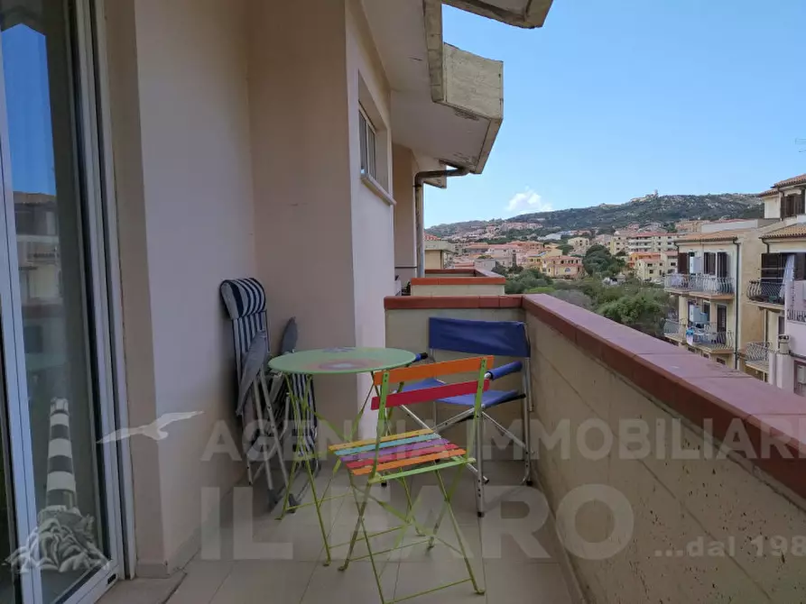 Immagine 16 di Appartamento in vendita  in Via Indipendenza vic. B a La Maddalena