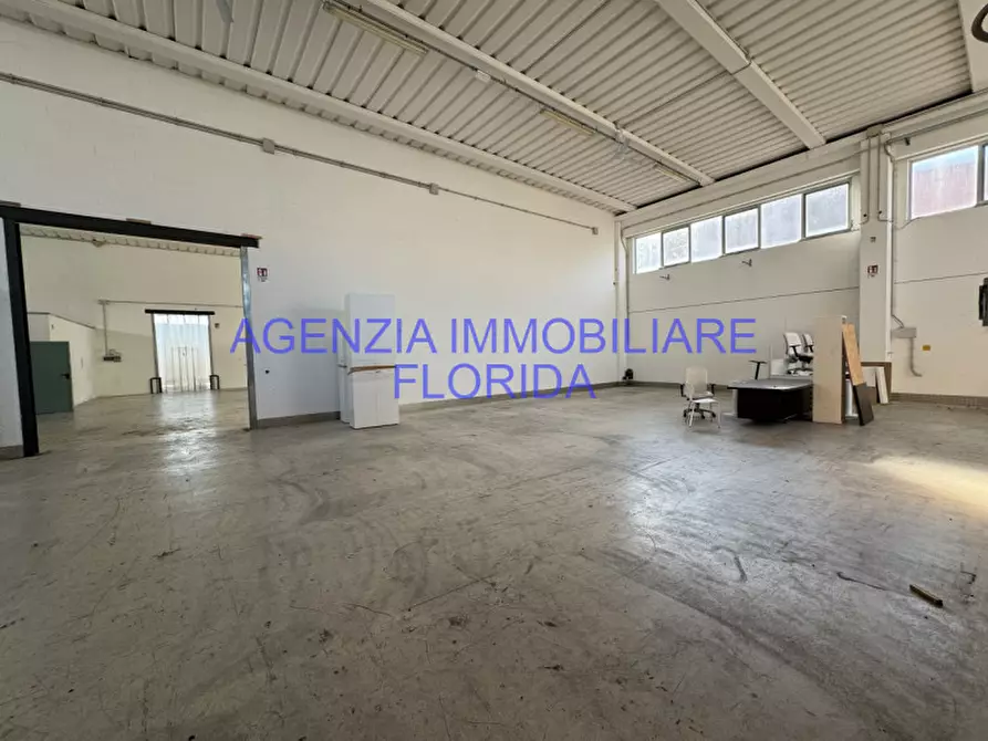 Immagine 3 di Capannone industriale in vendita  a Camposampiero