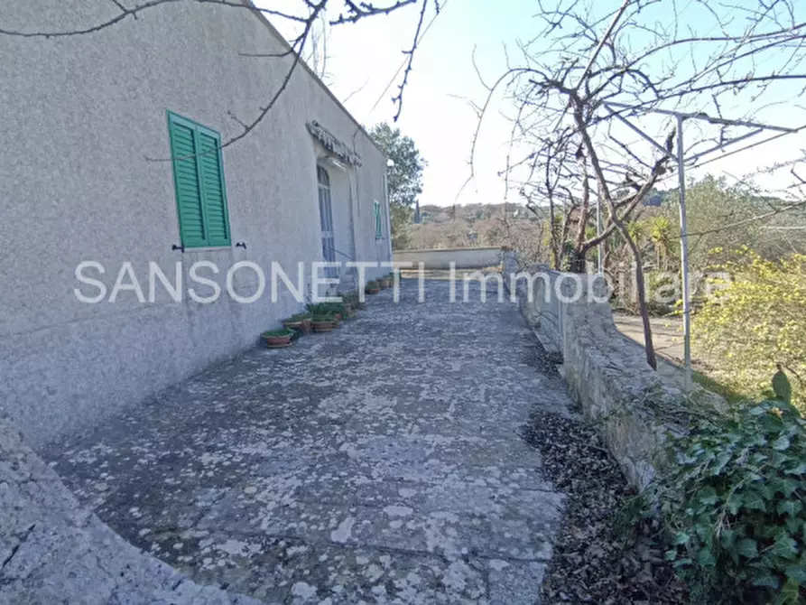 Immagine 16 di Rustico / casale in vendita  in LOSPE a Locorotondo