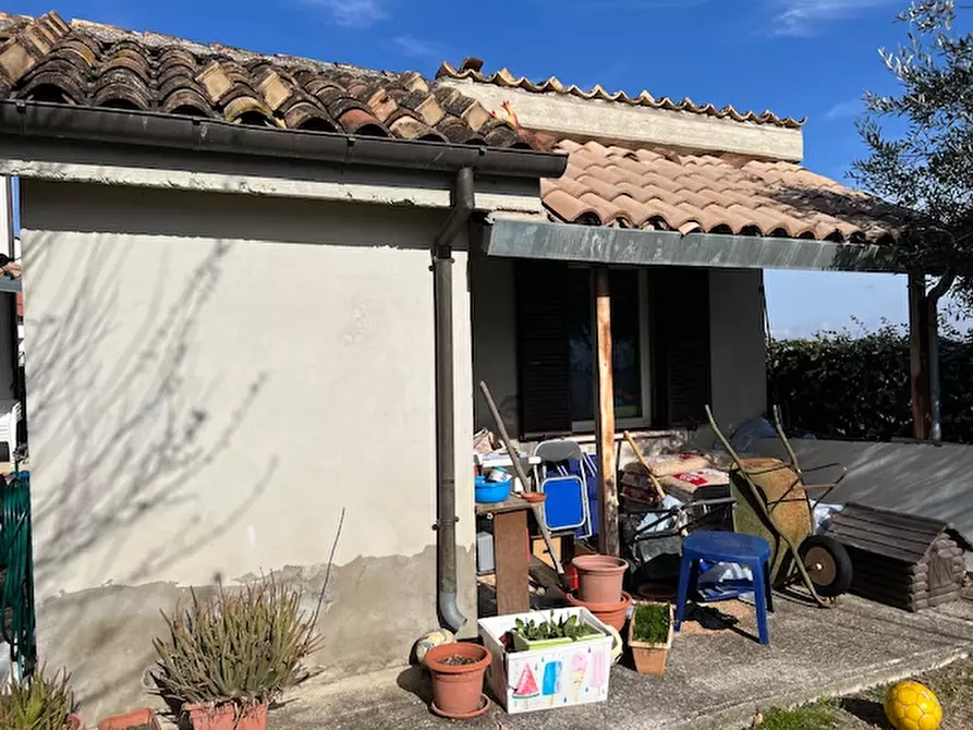 Immagine 2 di Casa indipendente in vendita  in Via San Rocco a Colledara