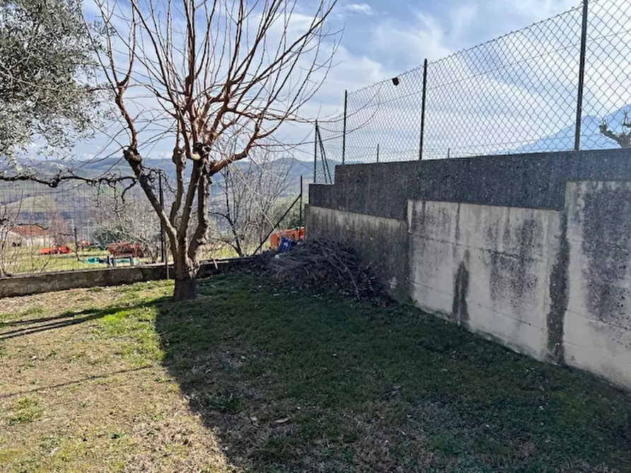 Immagine 4 di Casa indipendente in vendita  in Via San Rocco a Colledara