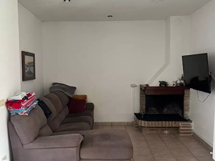 Immagine 12 di Casa indipendente in vendita  in Via San Rocco a Colledara