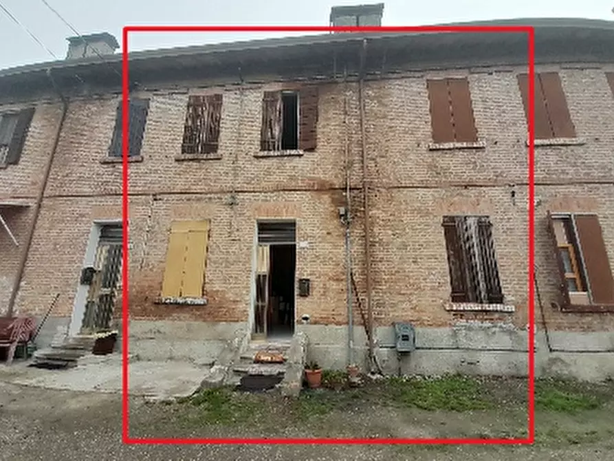 Immagine 1 di Villetta a schiera in vendita  in VIALE ERIDANIA 314 a Ceregnano
