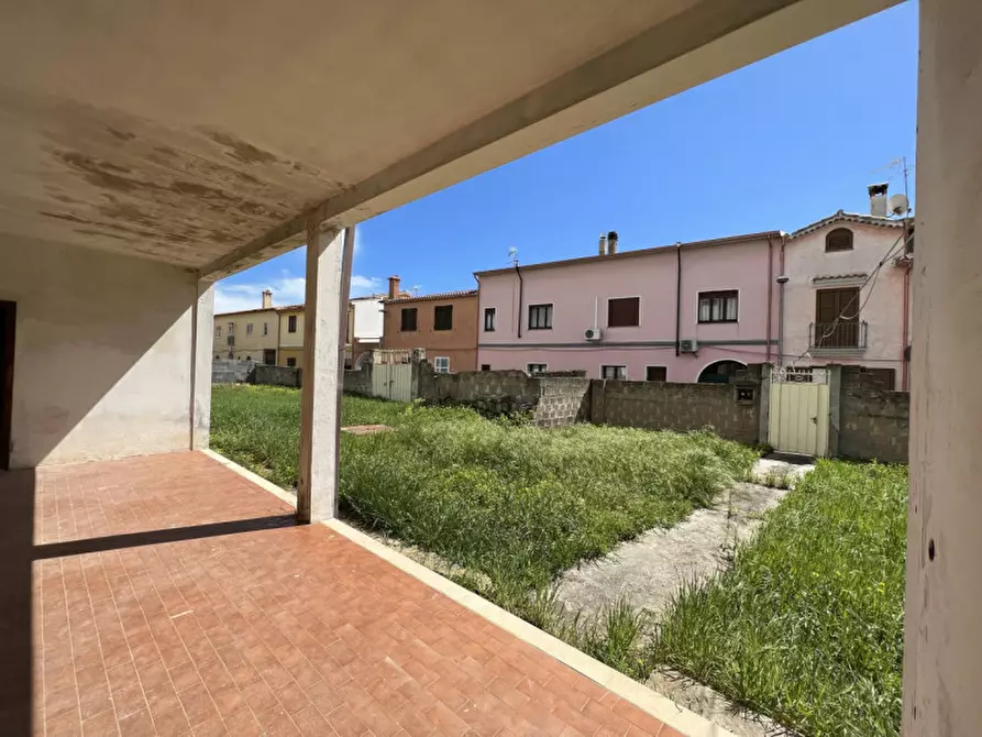 Immagine 11 di Villa in vendita  in Vico Giuseppe Garibaldi 20 a Pula