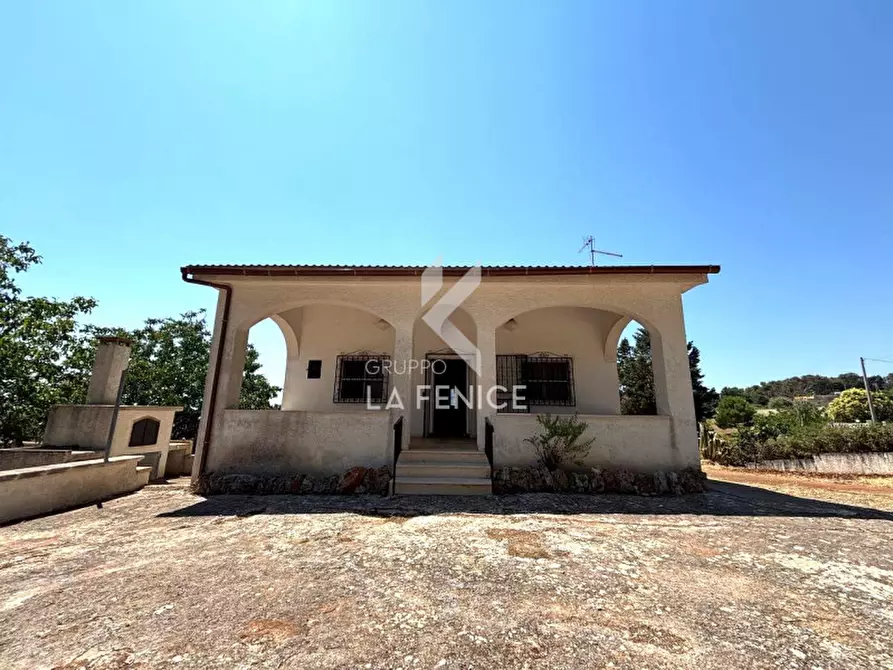 Immagine 4 di Villa in vendita  in STRADA PORCILE PALESI a Martina Franca