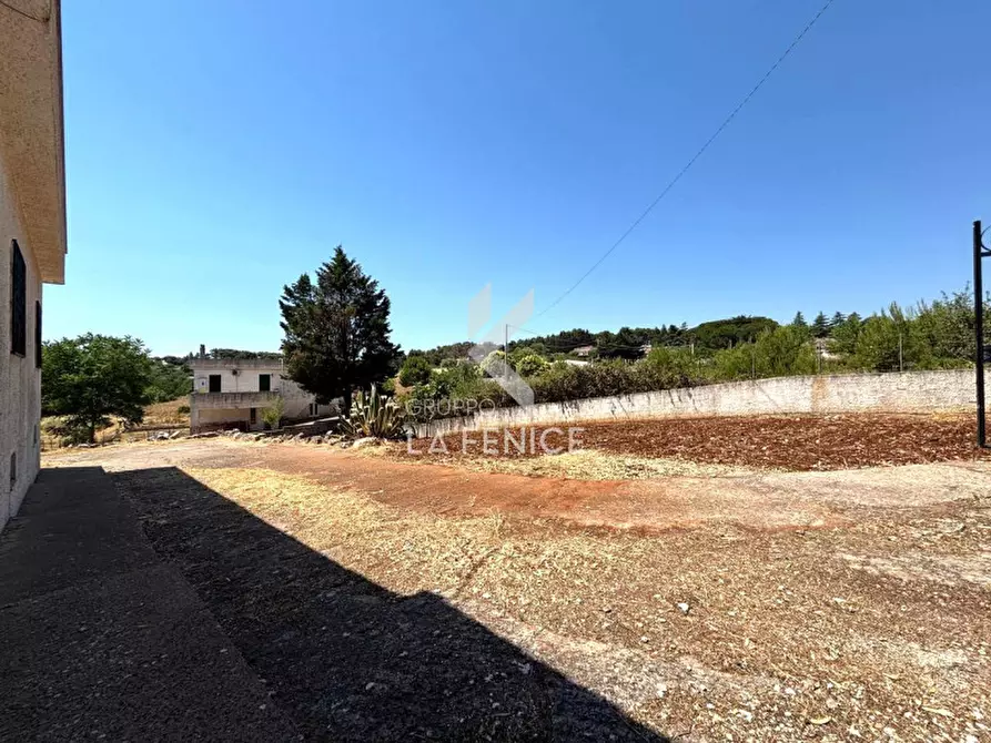 Immagine 29 di Villa in vendita  in STRADA PORCILE PALESI a Martina Franca