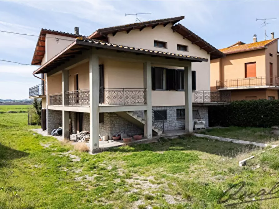 Immagine 1 di Villa in vendita  in Via Santa Maria 60 a Castiglione Del Lago