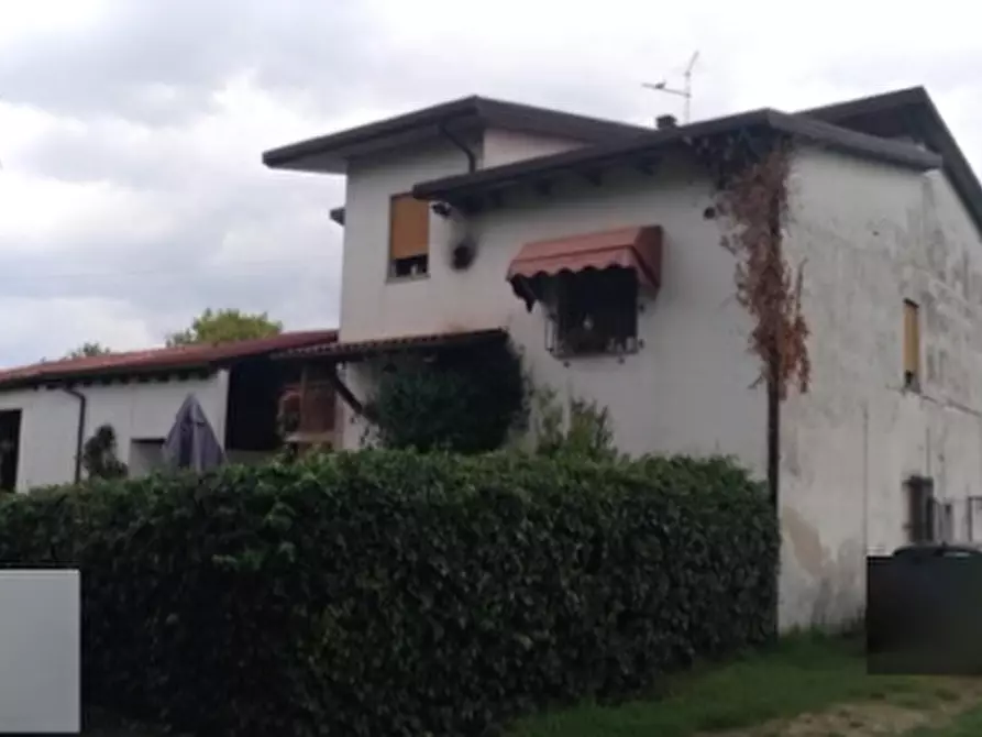 Immagine 1 di Casa indipendente in vendita  in VIA DON G. TODESCO 9 a Rosa'