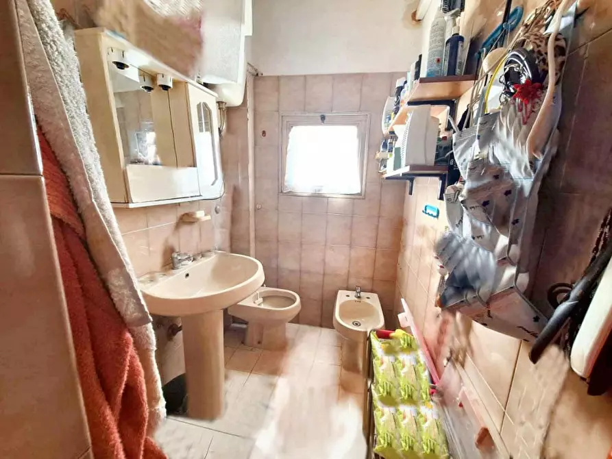 Immagine 9 di Capannone industriale in vendita  in Villanueva de Gallego Calle C, N. 1 a Macerata