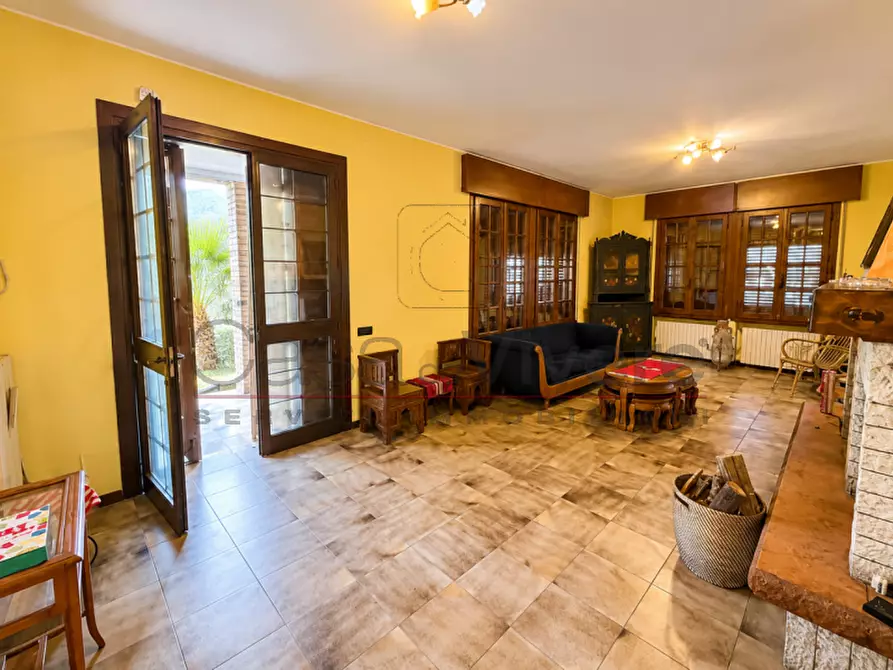 Immagine 12 di Casa indipendente in vendita  in Via Santa Caterina a Correzzola