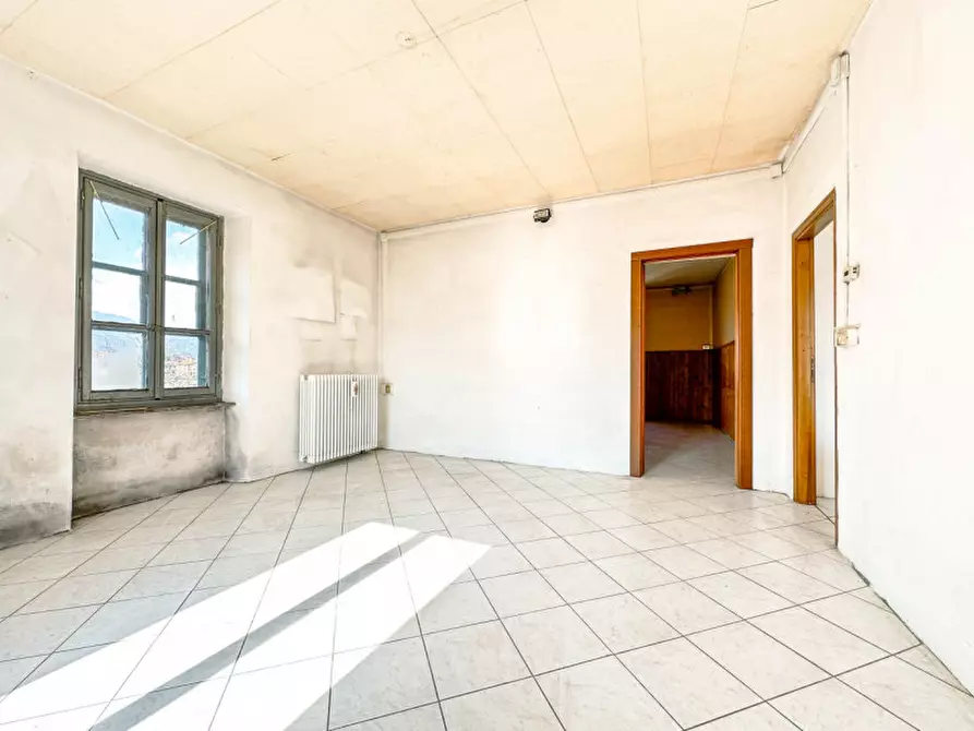 Immagine 1 di Appartamento in vendita  in Via Mombarone  3 a Borgosesia