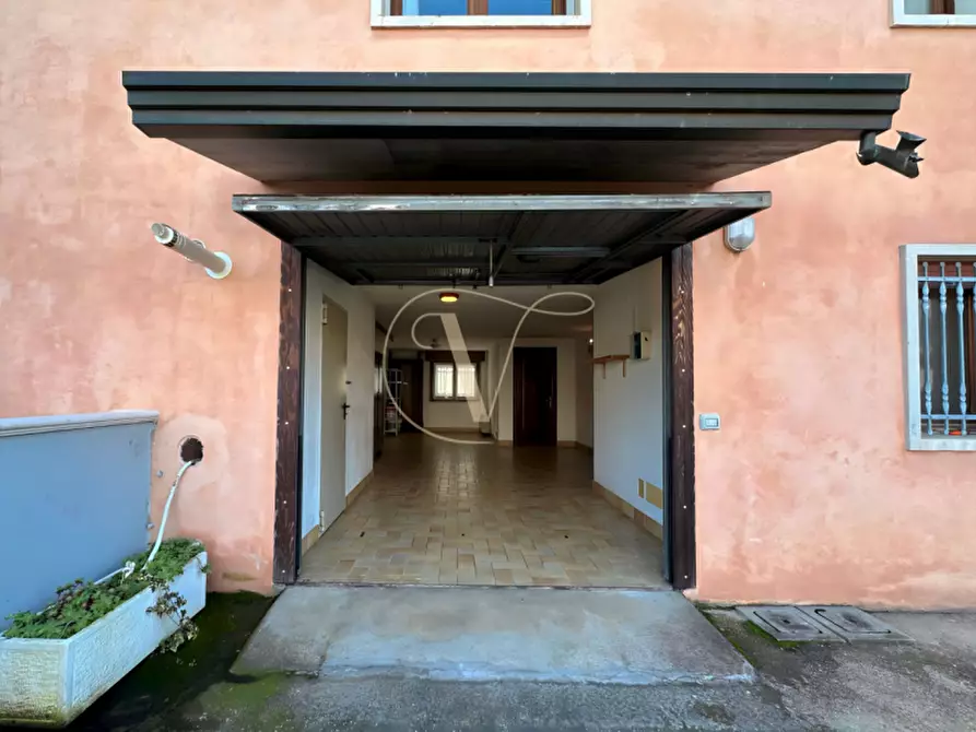 Immagine 25 di Casa bifamiliare in vendita  in Via Monte Grappa 14 a Montegaldella