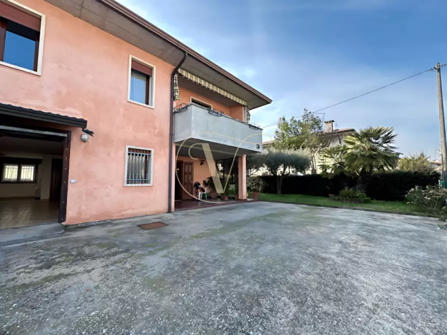 Immagine 33 di Casa bifamiliare in vendita  in Via Monte Grappa 14 a Montegaldella