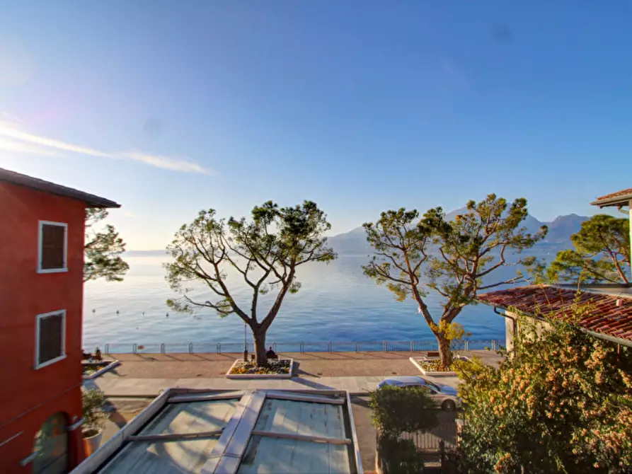 Immagine 10 di Appartamento in vendita  in Lungolago Vittorio Veneto a Torri Del Benaco