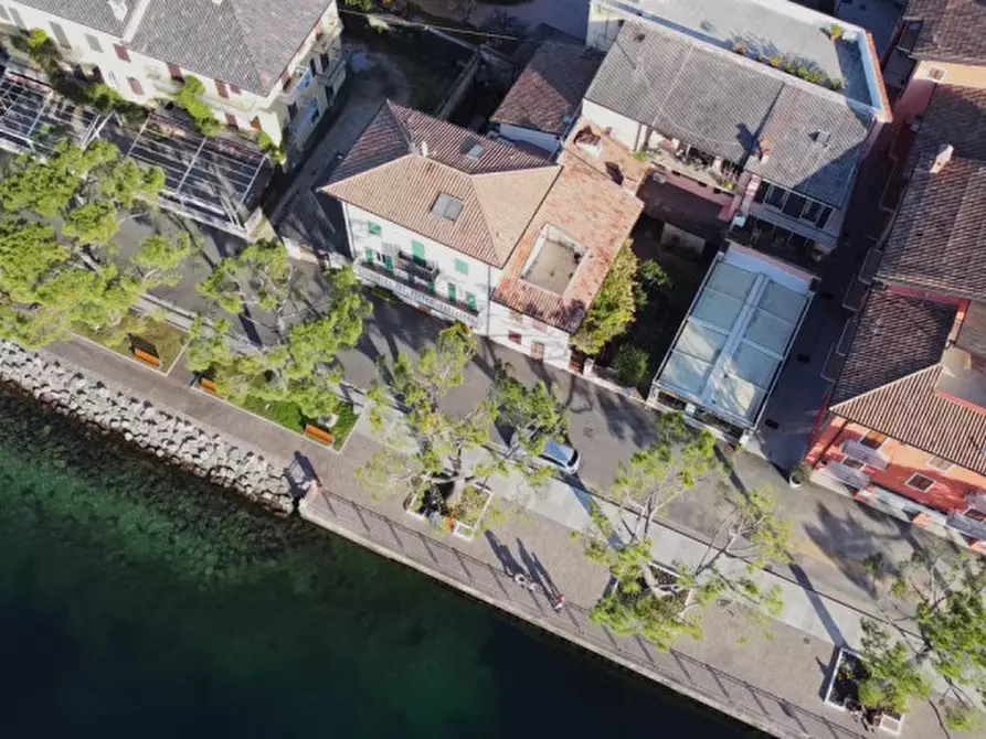 Immagine 16 di Appartamento in vendita  in Lungolago Vittorio Veneto a Torri Del Benaco