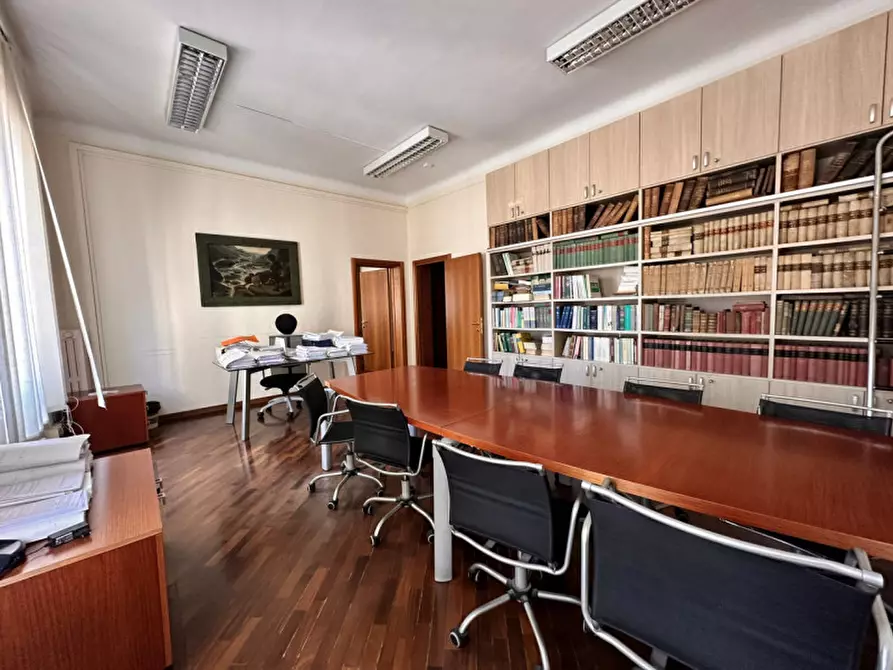 Immagine 7 di Appartamento in vendita  in Piazza stamira a Ancona