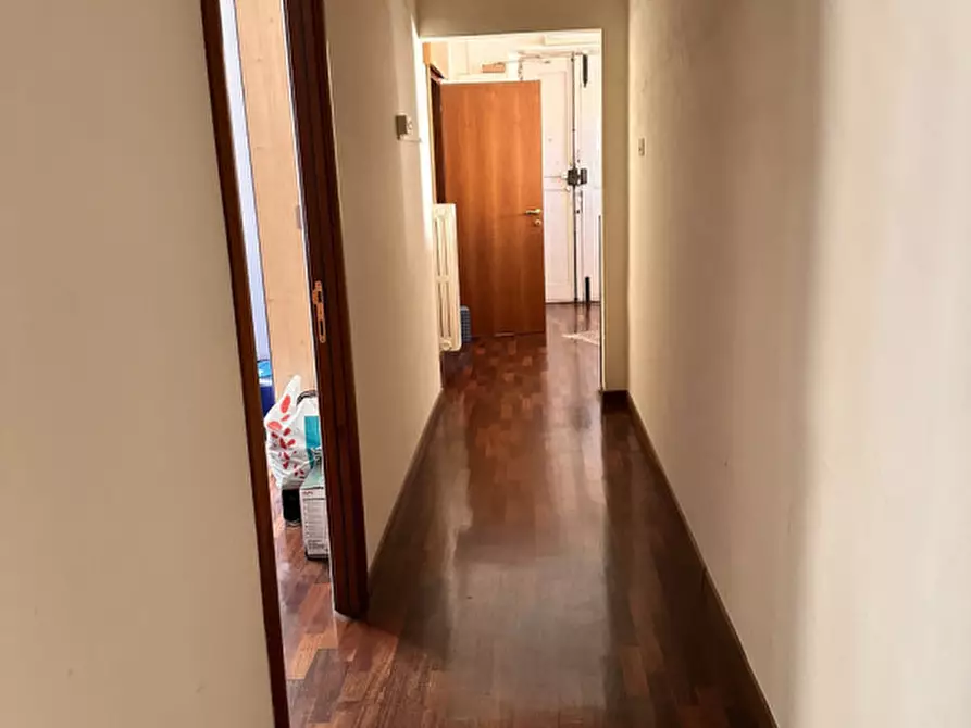 Immagine 16 di Appartamento in vendita  in Piazza stamira a Ancona