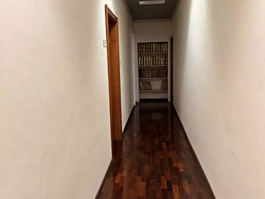 Immagine 17 di Appartamento in vendita  in Piazza stamira a Ancona