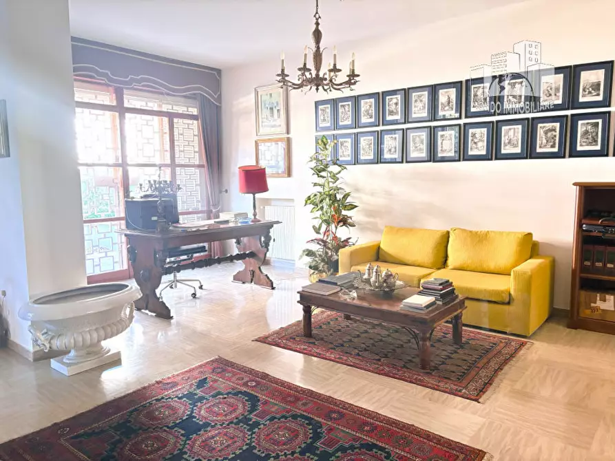 Immagine 1 di Appartamento in vendita  in Via Catalani a Lecce