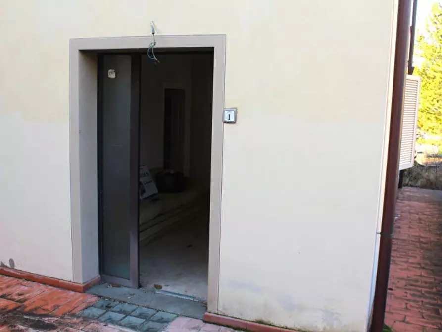 Immagine 10 di Appartamento in vendita  in Via Raffaello Sanzio, N. snc a Cisternino