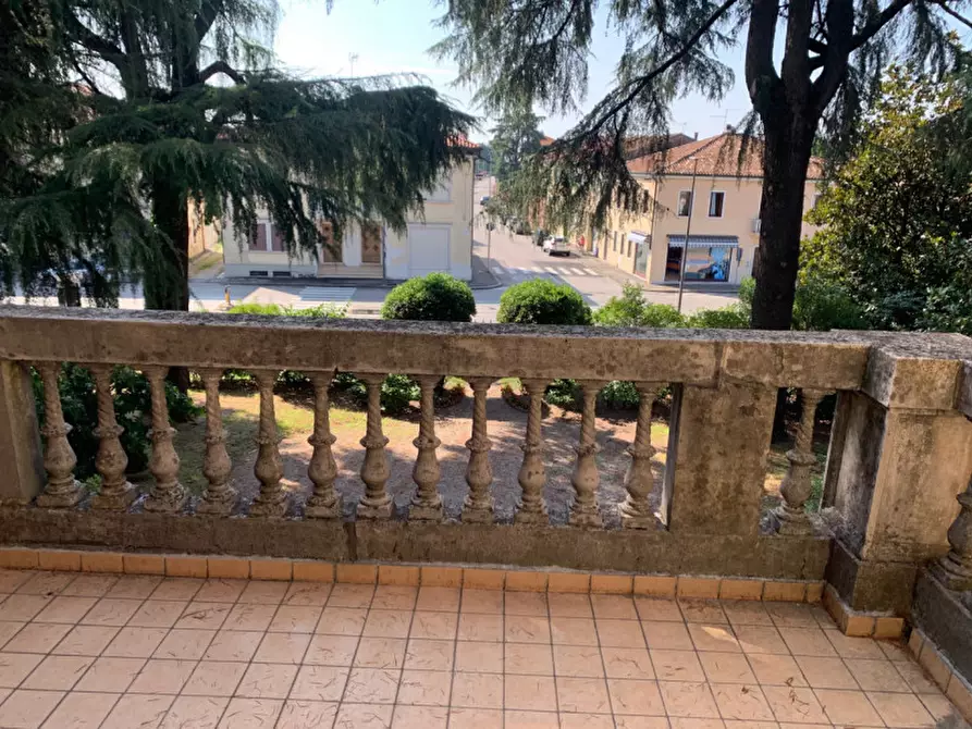 Immagine 3 di Villa in vendita  in via carlo porta 27 a Noventa Vicentina