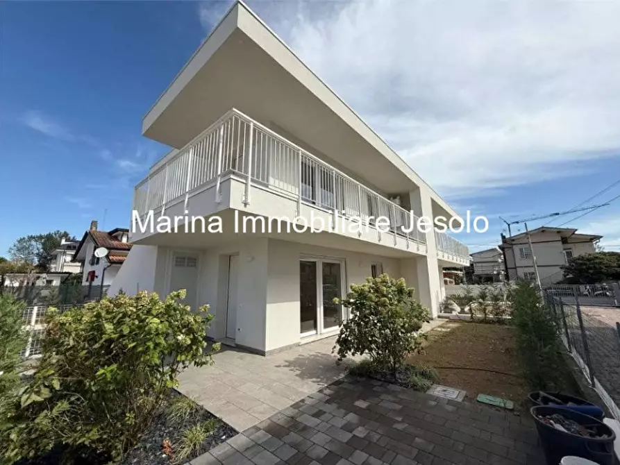 Immagine 2 di Appartamento in vendita  a Jesolo