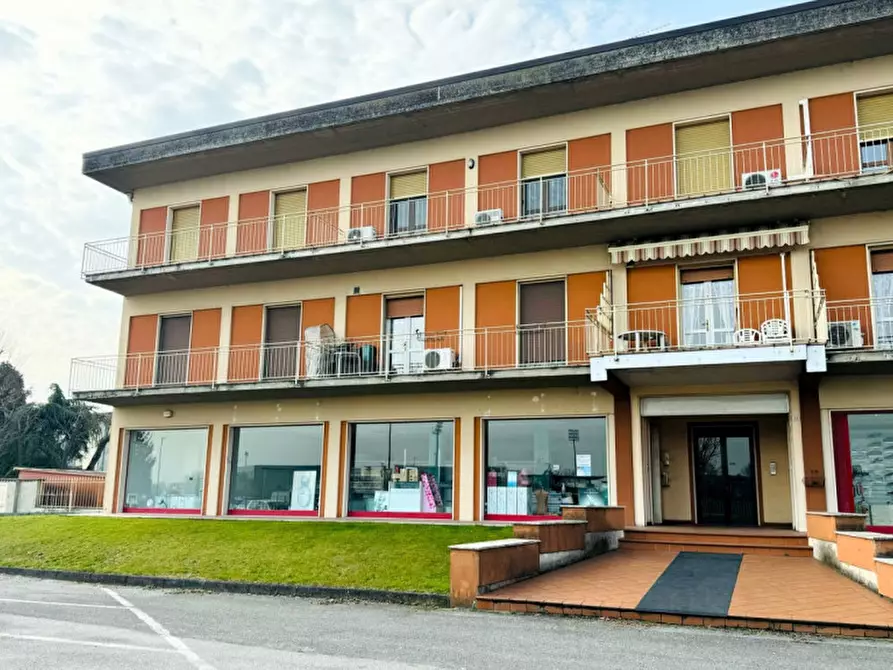 Immagine 13 di Negozio in affitto  in VIA BRESCIA, 49 a Calvisano