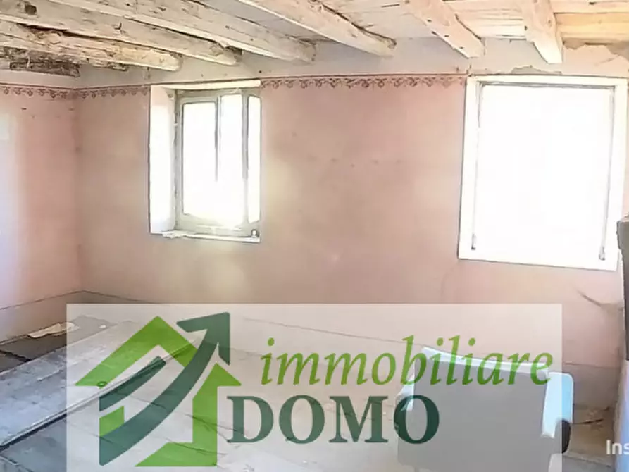 Immagine 6 di Rustico / casale in vendita  a Schio