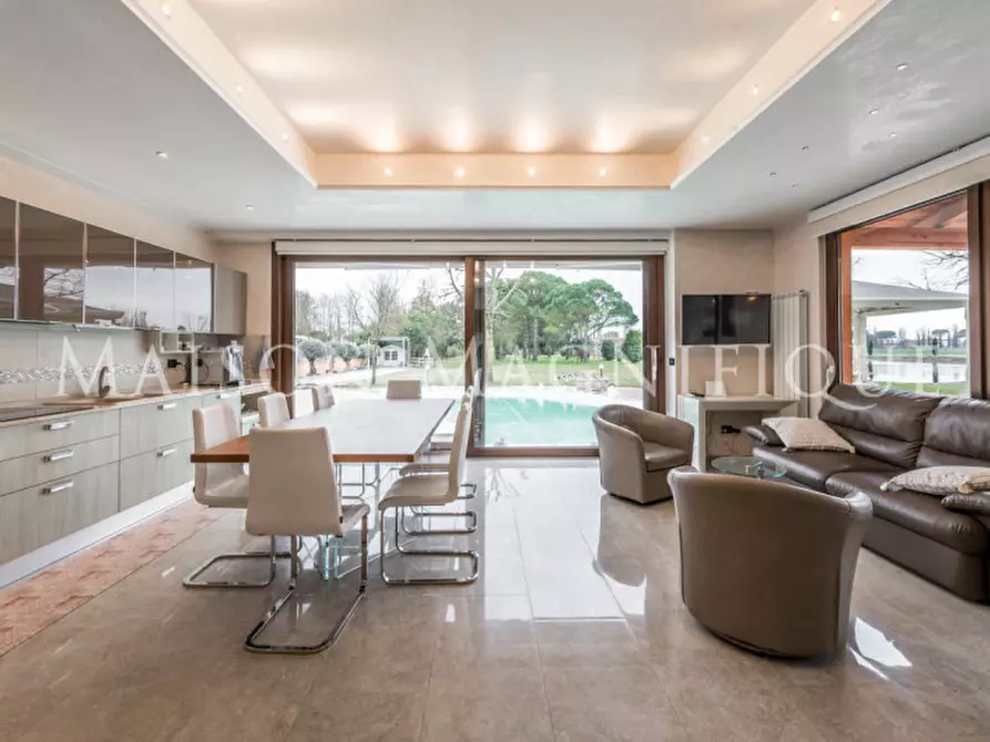 Immagine 21 di Villa in vendita  in Via Bassa di Pietro a Mesola