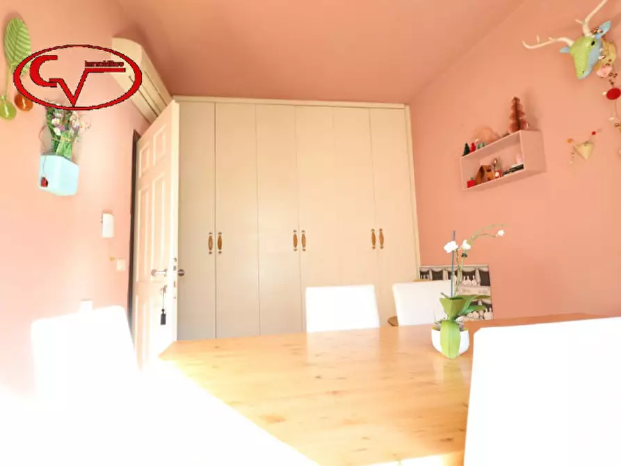 Immagine 9 di Villetta a schiera in vendita  in Via Roma a Bucine