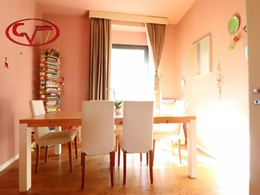 Immagine 10 di Villetta a schiera in vendita  in Via Roma a Bucine