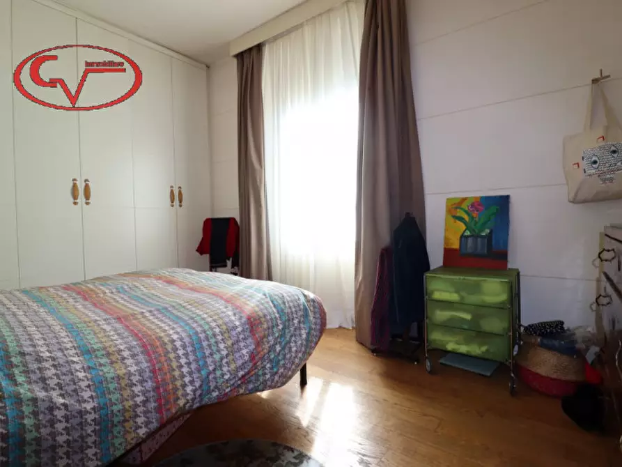 Immagine 29 di Villetta a schiera in vendita  in Via Roma a Bucine