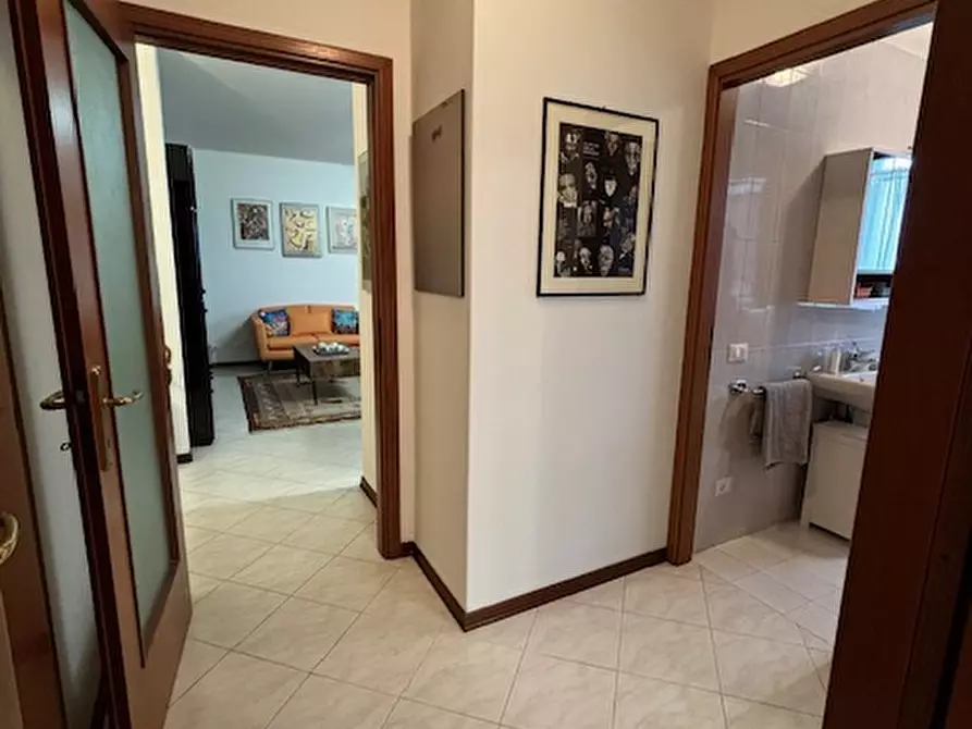 Immagine 20 di Appartamento in vendita  in Via Foscolo a Albignasego