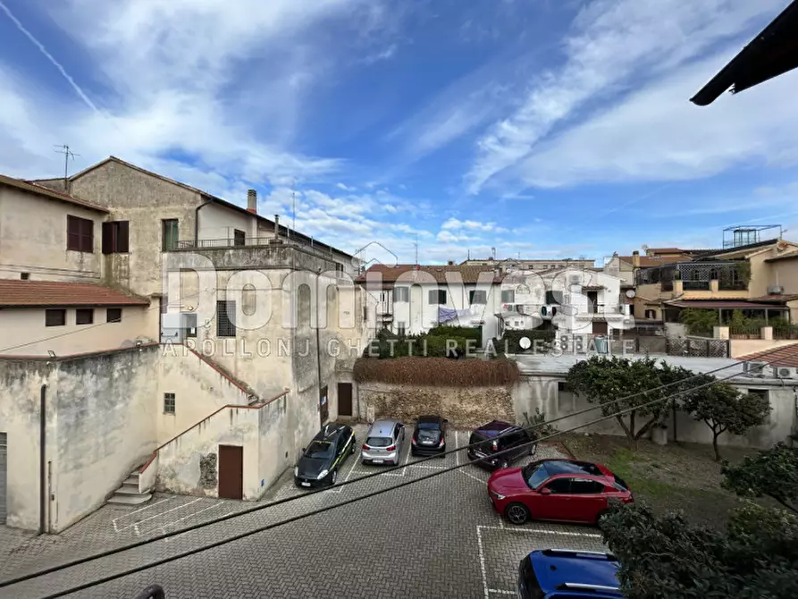 Immagine 25 di Palazzo in vendita  in Via Farini a Orbetello