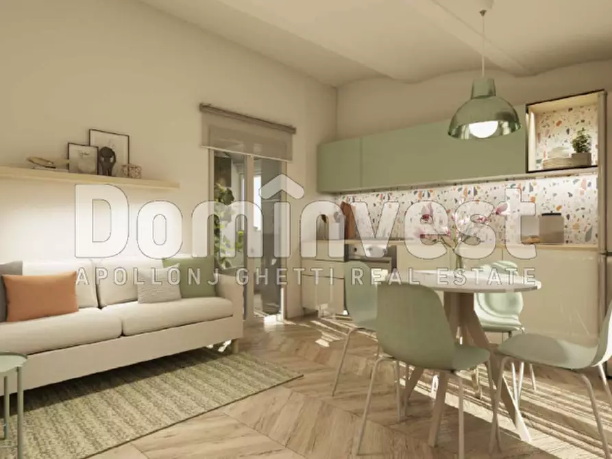 Immagine 38 di Palazzo in vendita  in Via Farini a Orbetello