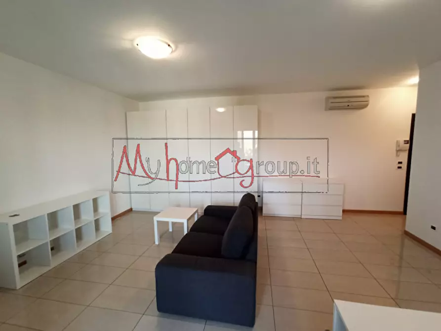 Immagine 4 di Monolocale in affitto  in Via Donizzetti a Ponte San Nicolò