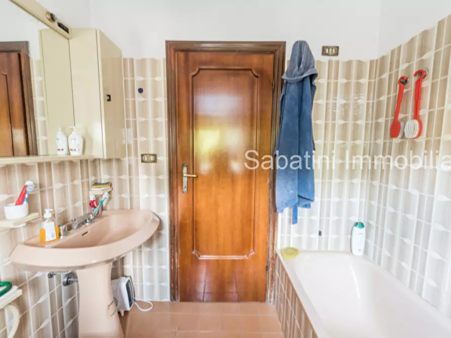 Immagine 21 di Casa bifamiliare in vendita  in Str. Vicinale Case Salvatore, 8 a Pescara