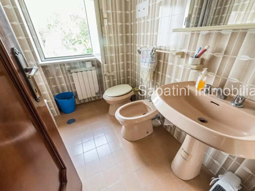 Immagine 22 di Casa bifamiliare in vendita  in Str. Vicinale Case Salvatore, 8 a Pescara